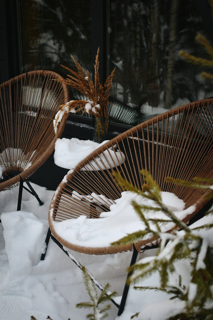 Preparing Your Outdoor Furniture for Winter