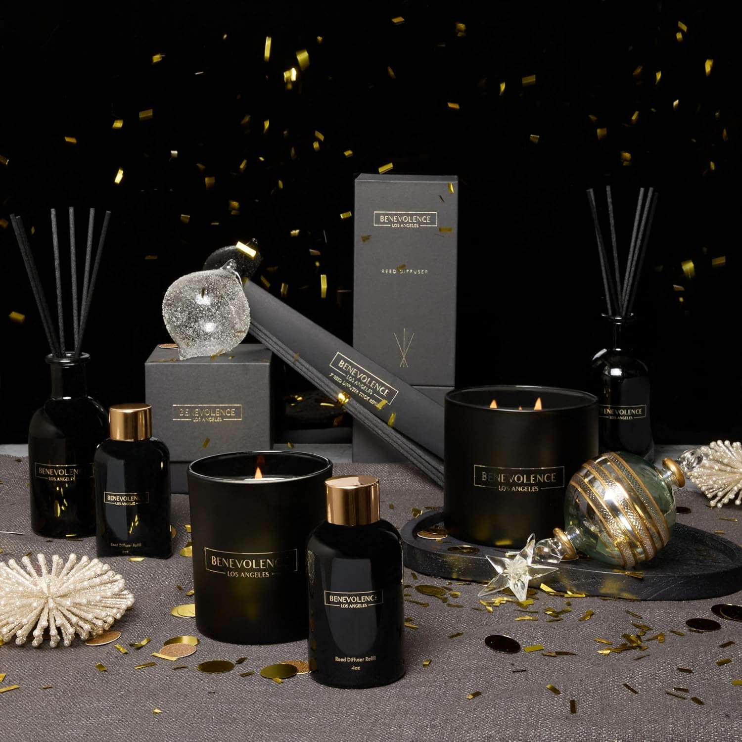 Aromatherapy Reed Diffuser Set in Rose & Sandalwood - Elegant Home Fragrance with Gift Box for Bath and Décor